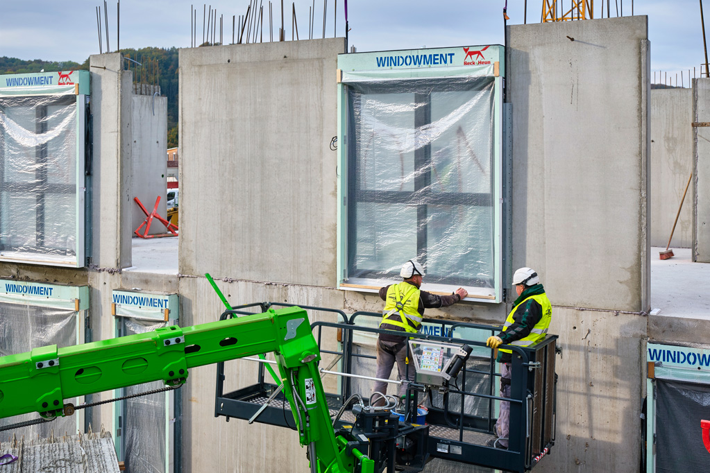 Weiterentwickeltes Fenster-Komplettsystem WINDOWMENT®von Beck+Heun vorgestellt (Bildquelle: Beck+Heun/Sven-Erik Tornow) Weiterentwickeltes Fenster-Komplettsystem WINDOWMENT®von Beck+Heun vorgestellt (Bildquelle: Beck+Heun/Sven-Erik Tornow)