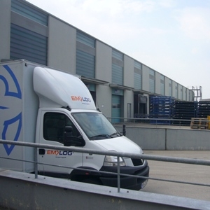 EM-LOG Gruppe erweitert Logistik-Kapazitäten in Bayern EM-LOG Gruppe erweitert Logistik-Kapazitäten in Bayern