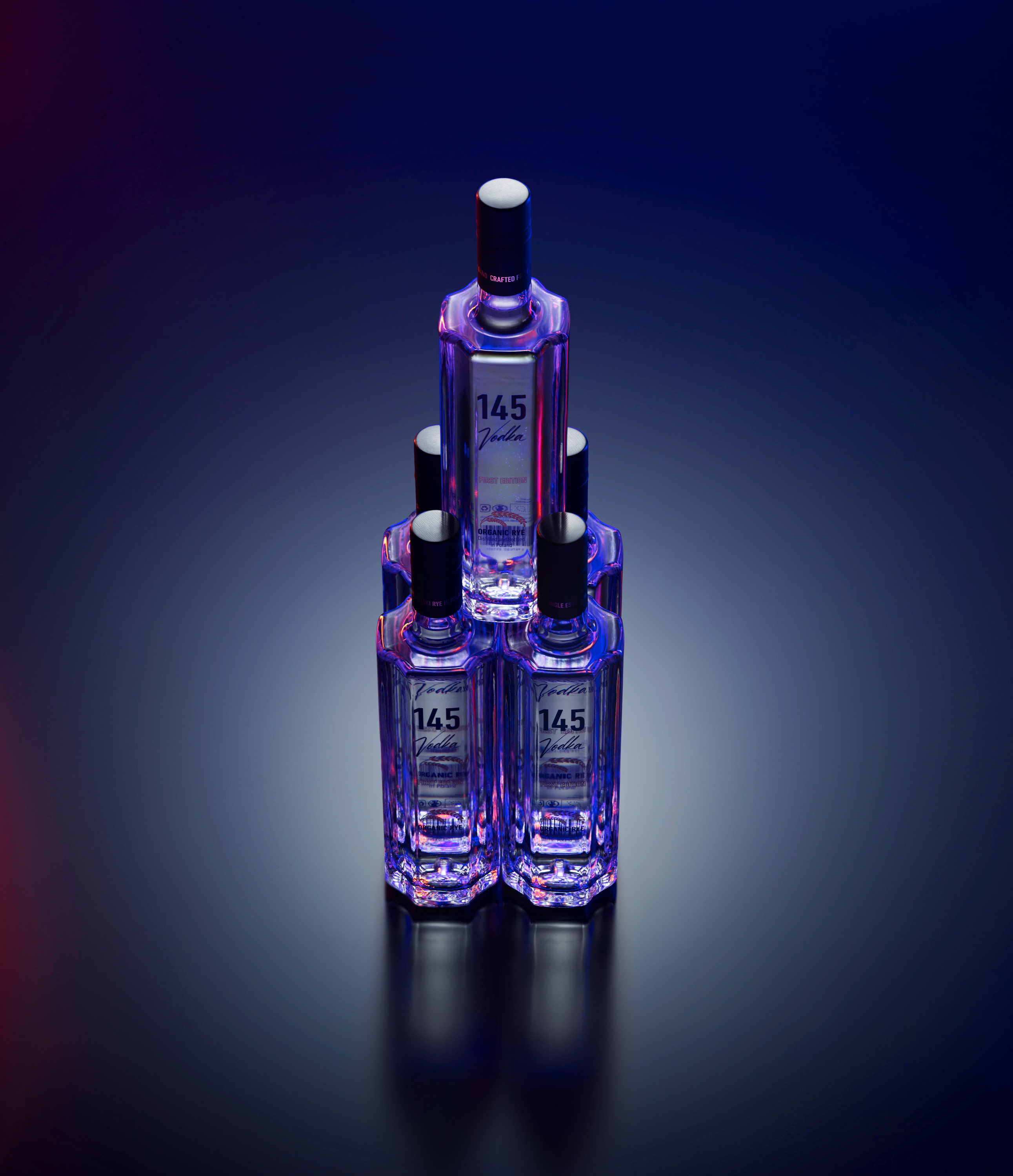 Red Dot Design Award für Vodka-Newcomer 145 Vodka (Bildquelle: 145 Vodka) Red Dot Design Award für Vodka-Newcomer 145 Vodka (Bildquelle: 145 Vodka)