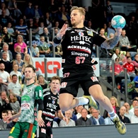 #JockiFoto: Hampus Olsson (HC Erlangen) war einer der Torgaranten beim Sieg gegen „Die Recken“ #JockiFoto: Hampus Olsson (HC Erlangen) war einer der Torgaranten beim Sieg gegen „Die Recken“