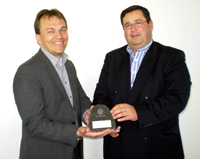 Kay Laukat, Vorstandsvorsitzender Qurius, und Sven Kappe, Sales Manager Retail Kay Laukat, Vorstandsvorsitzender Qurius, und Sven Kappe, Sales Manager Retail
