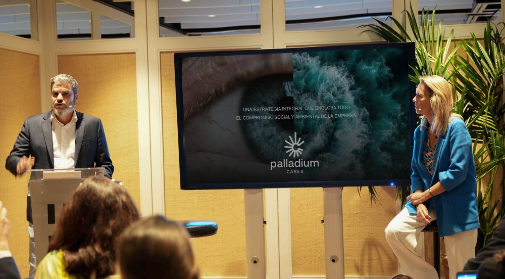 Launch von Palladium Cares: L - Jesus Sobrino, CEO / R - Gloria Juste, Corporate Director CSR (Die Bildrechte liegen bei dem Verfasser der Mitteilung.) Launch von Palladium Cares: L - Jesus Sobrino, CEO / R - Gloria Juste, Corporate Director CSR (Die Bildrechte liegen bei dem Verfasser der Mitteilung.)