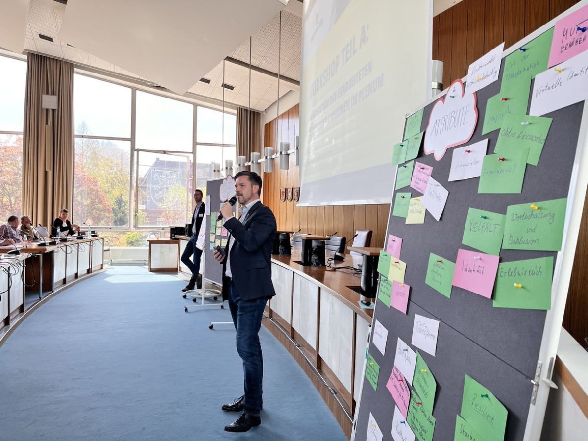 bee smart city begleitet die Stadt Lünen auf dem Weg zur Smart City (© bee smart city GmbH, Sophie Köhler) bee smart city begleitet die Stadt Lünen auf dem Weg zur Smart City (© bee smart city GmbH, Sophie Köhler)
