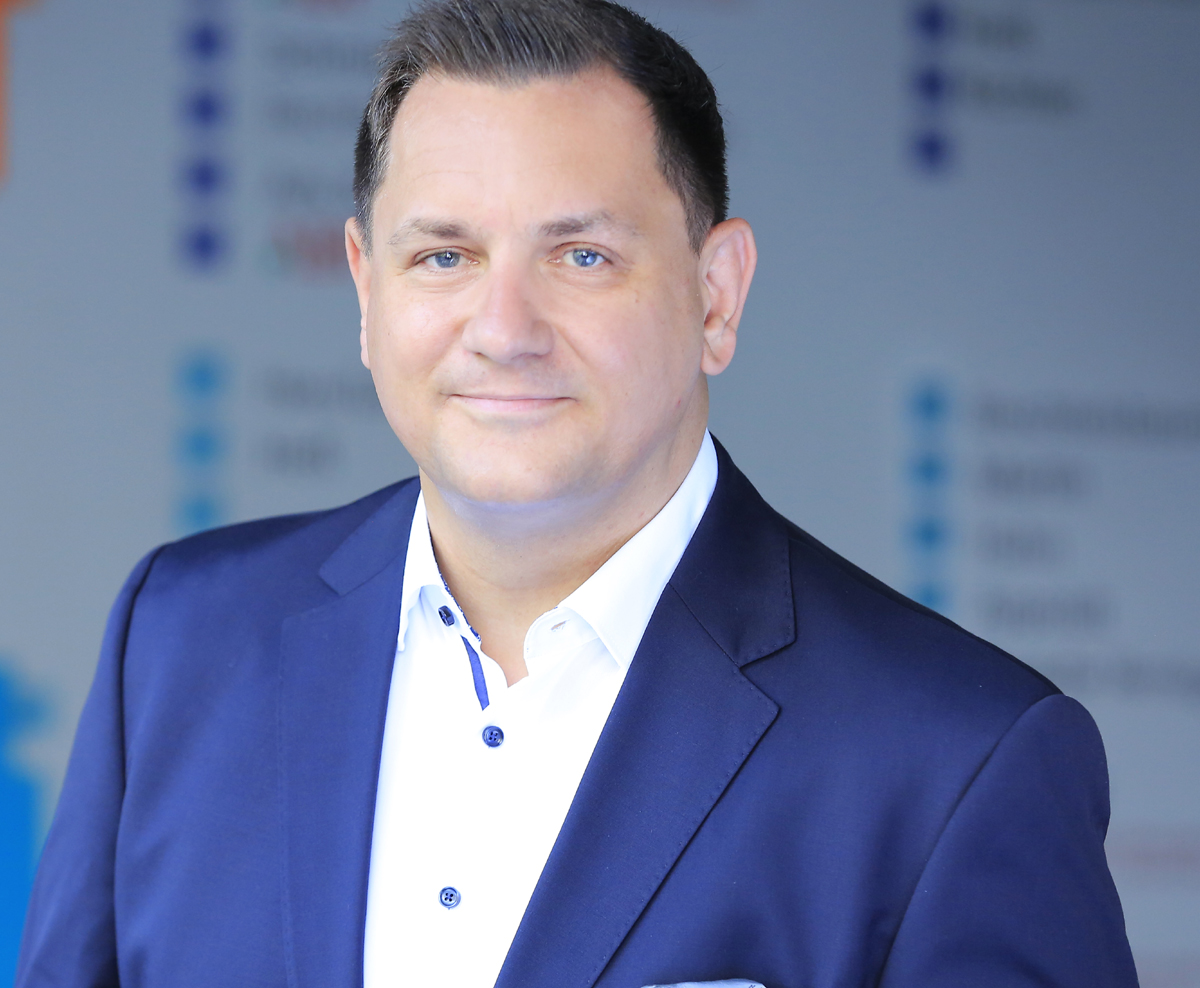 Stolz auf den neuen Partner-Level: xalution Geschäftsführer Endl: (Die Bildrechte liegen bei dem Verfasser der Mitteilung.) Stolz auf den neuen Partner-Level: xalution Geschäftsführer Endl: (Die Bildrechte liegen bei dem Verfasser der Mitteilung.)