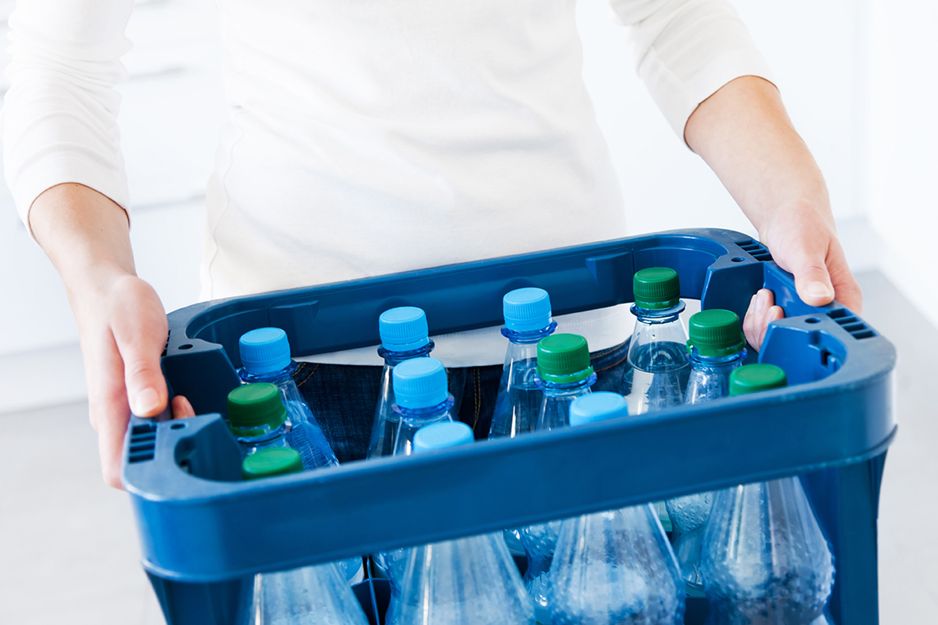 Nur unbeschädigt und sauber zurückgegebene Plastikflaschen sind für den Mehrweg geeignet. (Bildquelle: ALPLA)