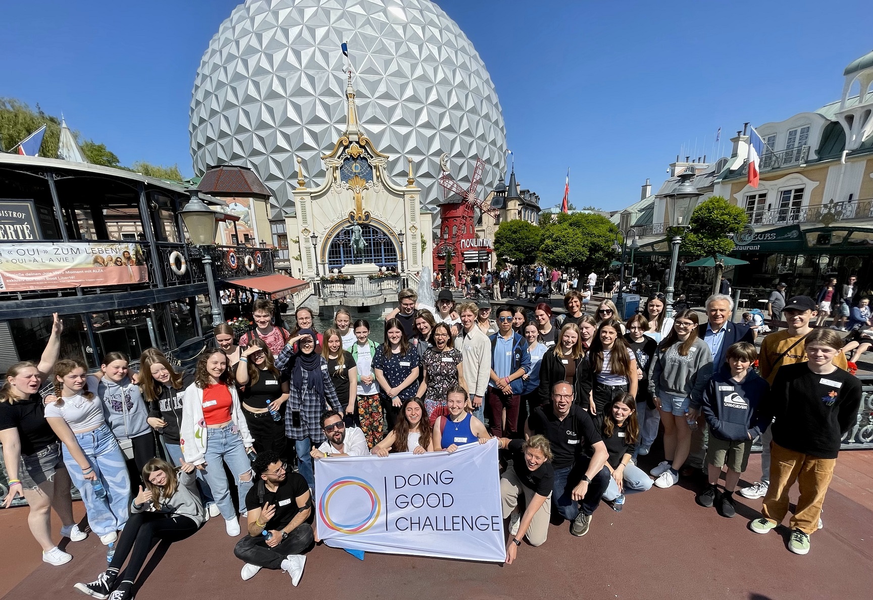 Preisträger der 3. Doing Good Challenge im Europapark (Die Bildrechte liegen bei dem Verfasser der Mitteilung.) Preisträger der 3. Doing Good Challenge im Europapark (Die Bildrechte liegen bei dem Verfasser der Mitteilung.)