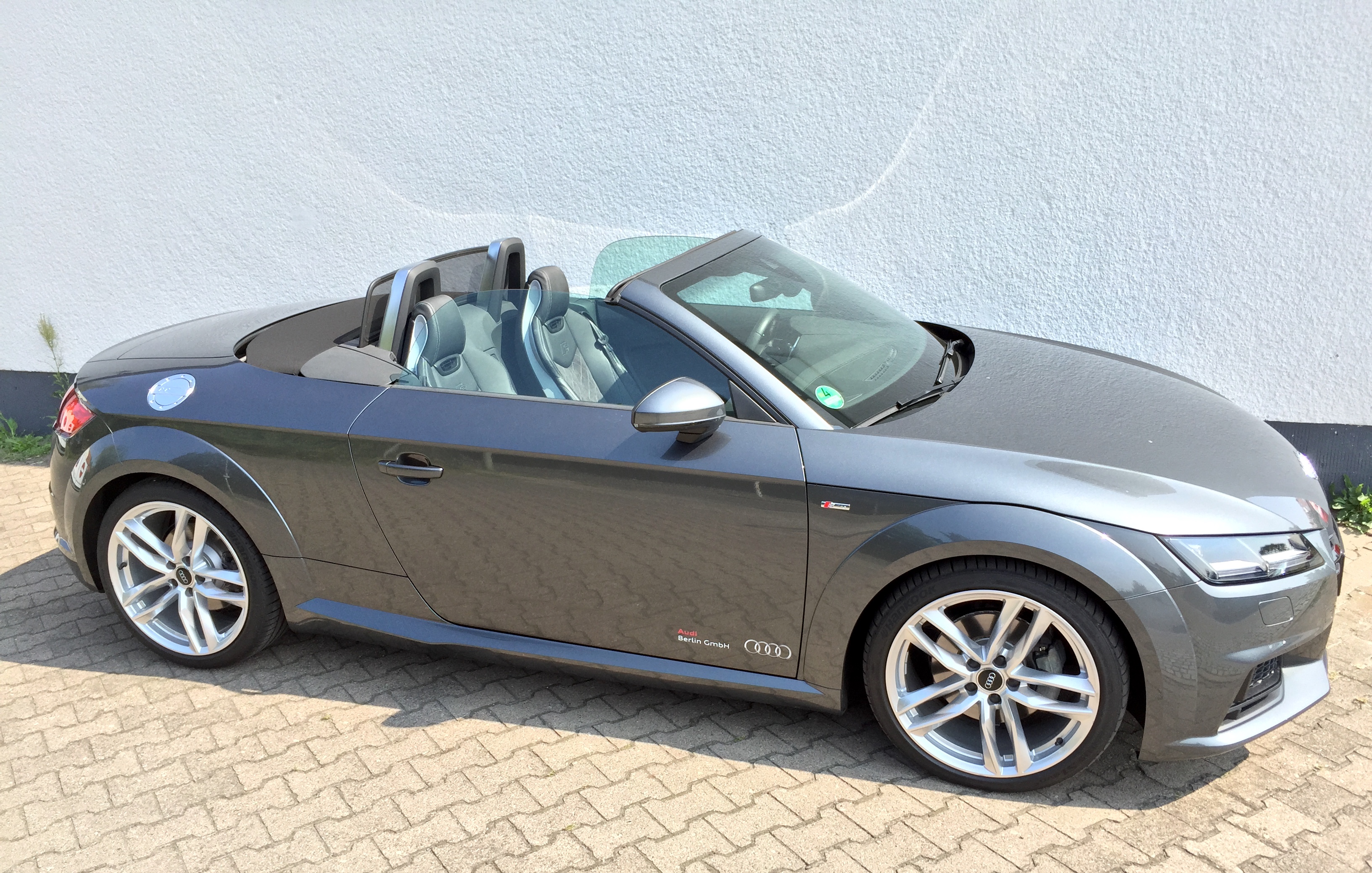 SmartTOP Zusatz-Verdecksteuerung für Audi TT Roadster 8S (Die Bildrechte liegen bei dem Verfasser der Mitteilung.)