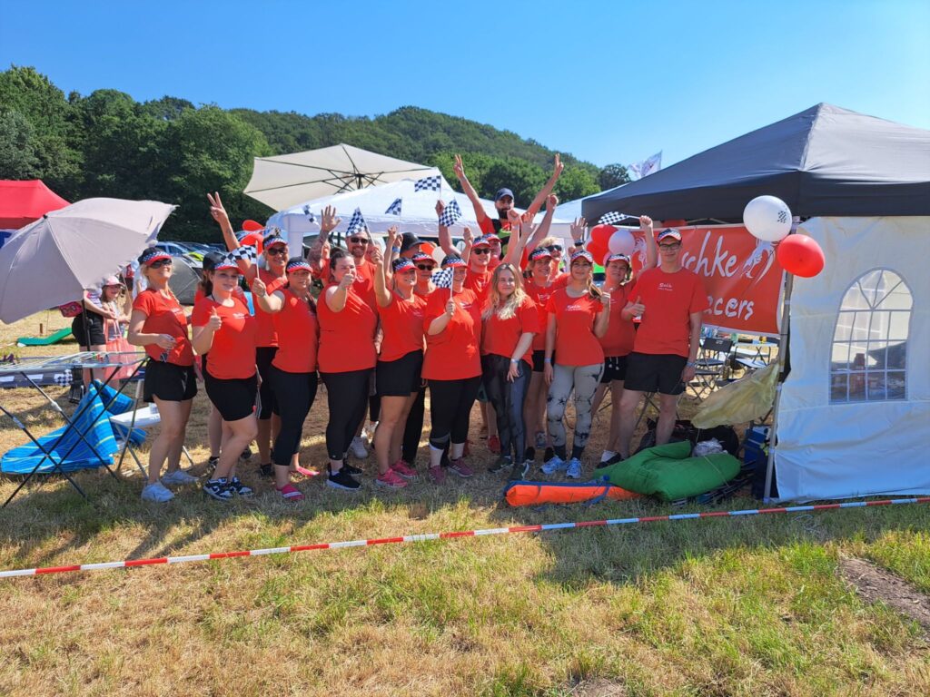 Teamfoto (Die Bildrechte liegen bei dem Verfasser der Mitteilung.) Teamfoto (Die Bildrechte liegen bei dem Verfasser der Mitteilung.)