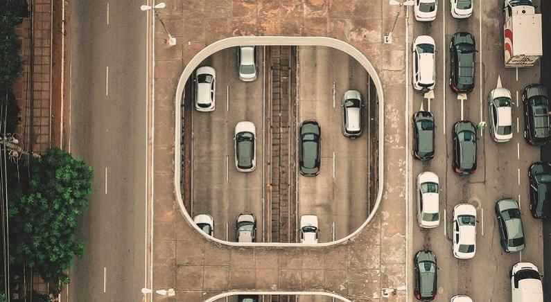 Ein neue Schnittstelle ermöglicht TrackPilot Zugriff auf OEM-Daten der Fahrzeuge. Bild: Moving Intel Ein neue Schnittstelle ermöglicht TrackPilot Zugriff auf OEM-Daten der Fahrzeuge. Bild: Moving Intel