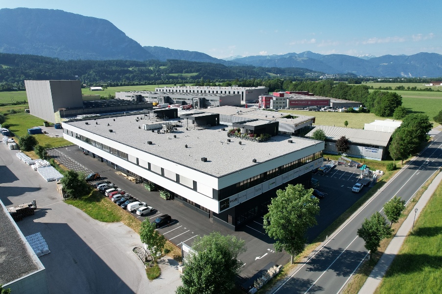 Neuer Sitz der Spedination GmbH in Langkampfen Neuer Sitz der Spedination GmbH in Langkampfen