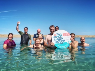  Geschafft hat diese Gruppe ihr Schwimmen in der Bucht Nr. 25. Einer von 34, die zur Auswahl stehen.