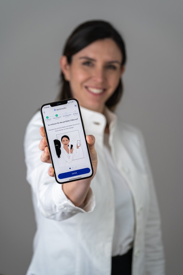 Dr. Tina Mandel, Gründerin und Geschäftsführerin von dentinostic, setzt auf GAPTEQ (© dentinostic)