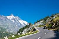 Wunderschoene Aussicht von der Grossglockner Hochalpenstrasse aus (c) Stabentheiner (Grossglockner H