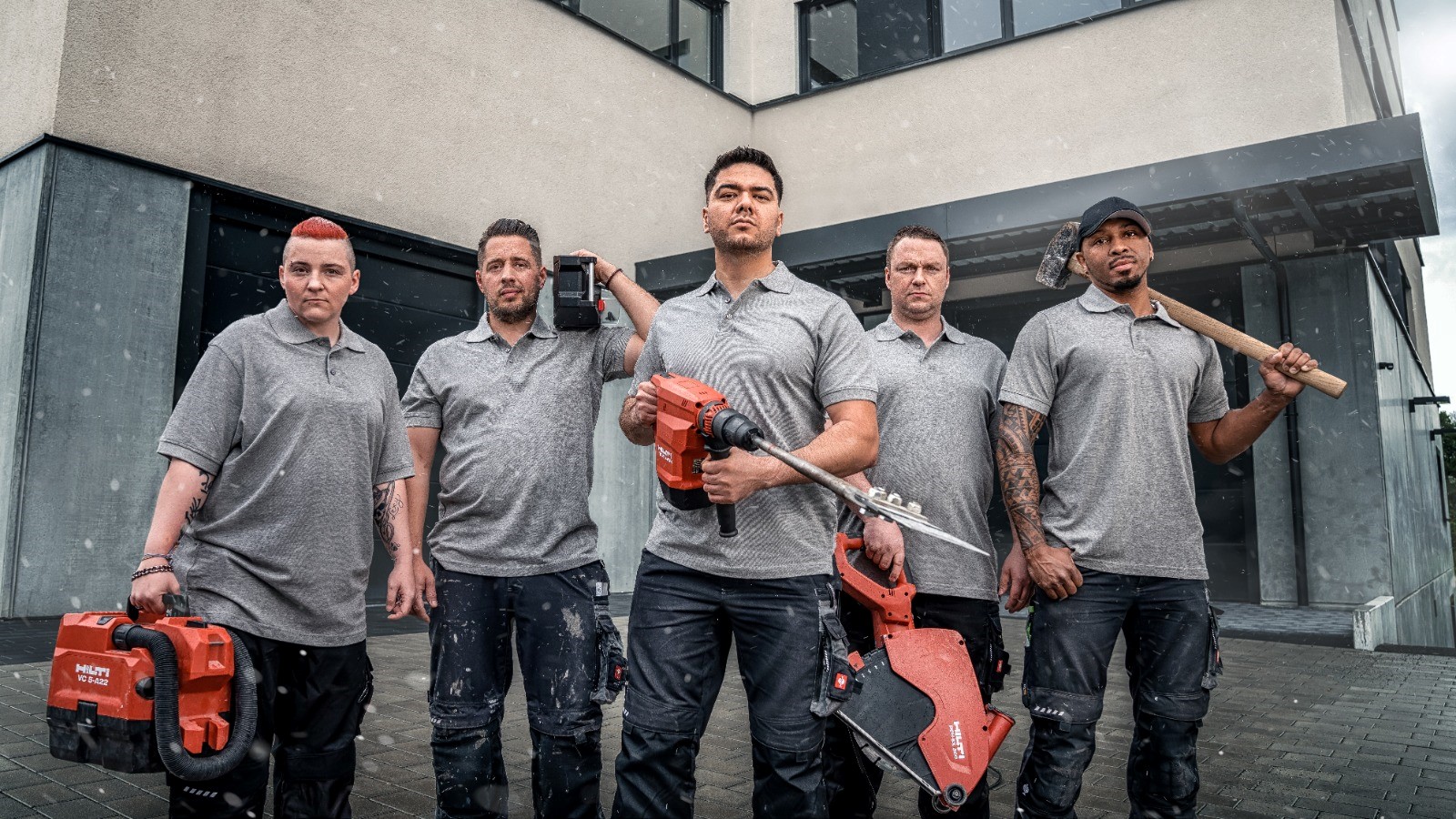 Eines der zahlreichen Sanierungsteams der Bronzel Service GmbH (Die Bildrechte liegen bei dem Verfasser der Mitteilung.) Eines der zahlreichen Sanierungsteams der Bronzel Service GmbH (Die Bildrechte liegen bei dem Verfasser der Mitteilung.)