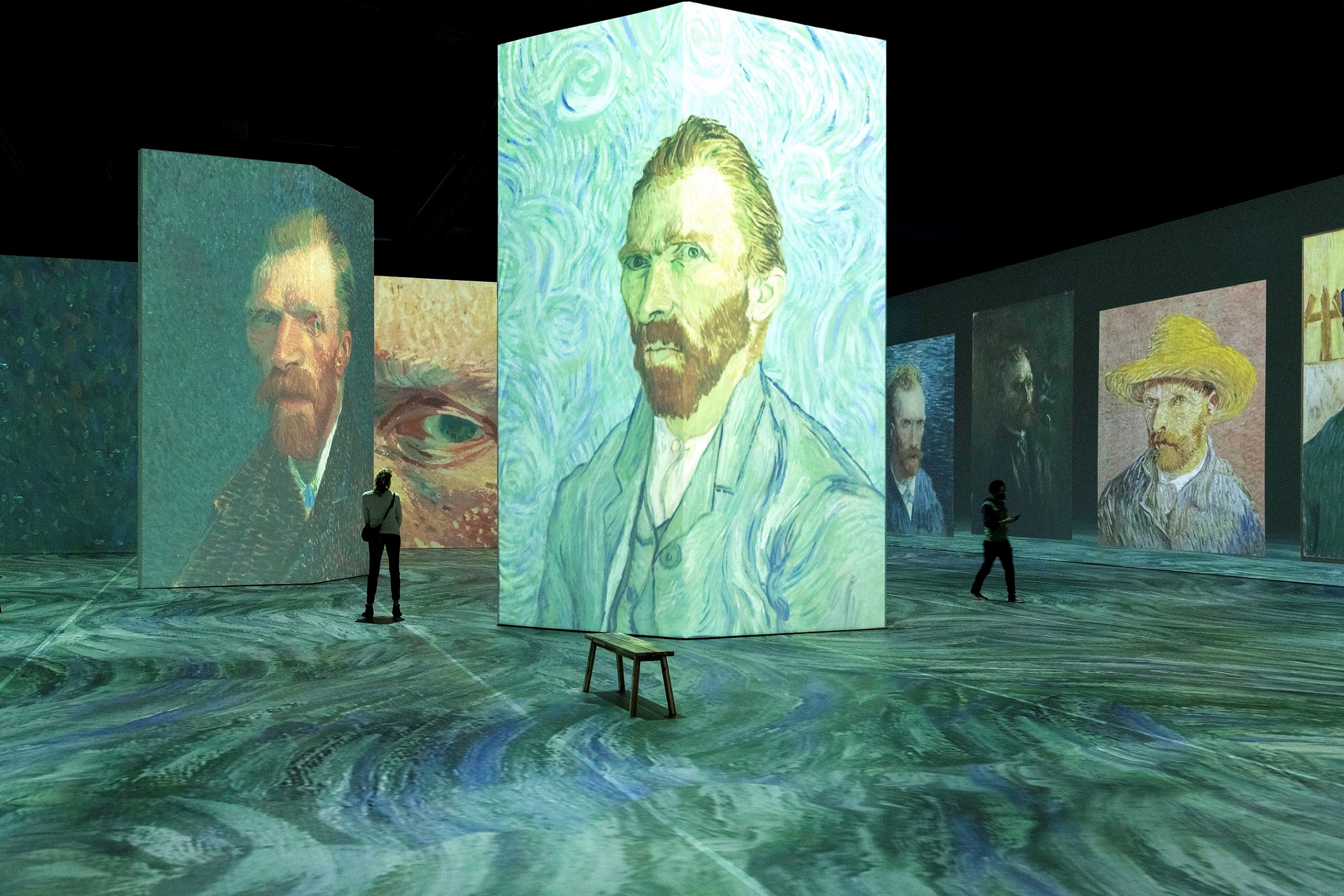 Der berühmte Maler Vincent van Gogh wird in Virginia Beach spektakulär in Szene gesetzt. (Bildquelle: Paquin Entertainment)