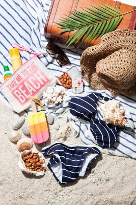 Lecker und voller Nährstoffe - Mandeln sind der perfekte Snack für die Sommerzeit! Lecker und voller Nährstoffe - Mandeln sind der perfekte Snack für die Sommerzeit!