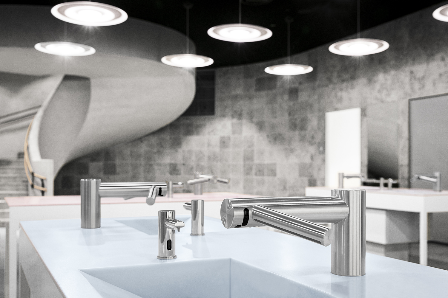 Dyson Airblade Wash + Dry Händetrockner Armatur (Bildquelle: Dyson GmbH) Dyson Airblade Wash + Dry Händetrockner Armatur (Bildquelle: Dyson GmbH)