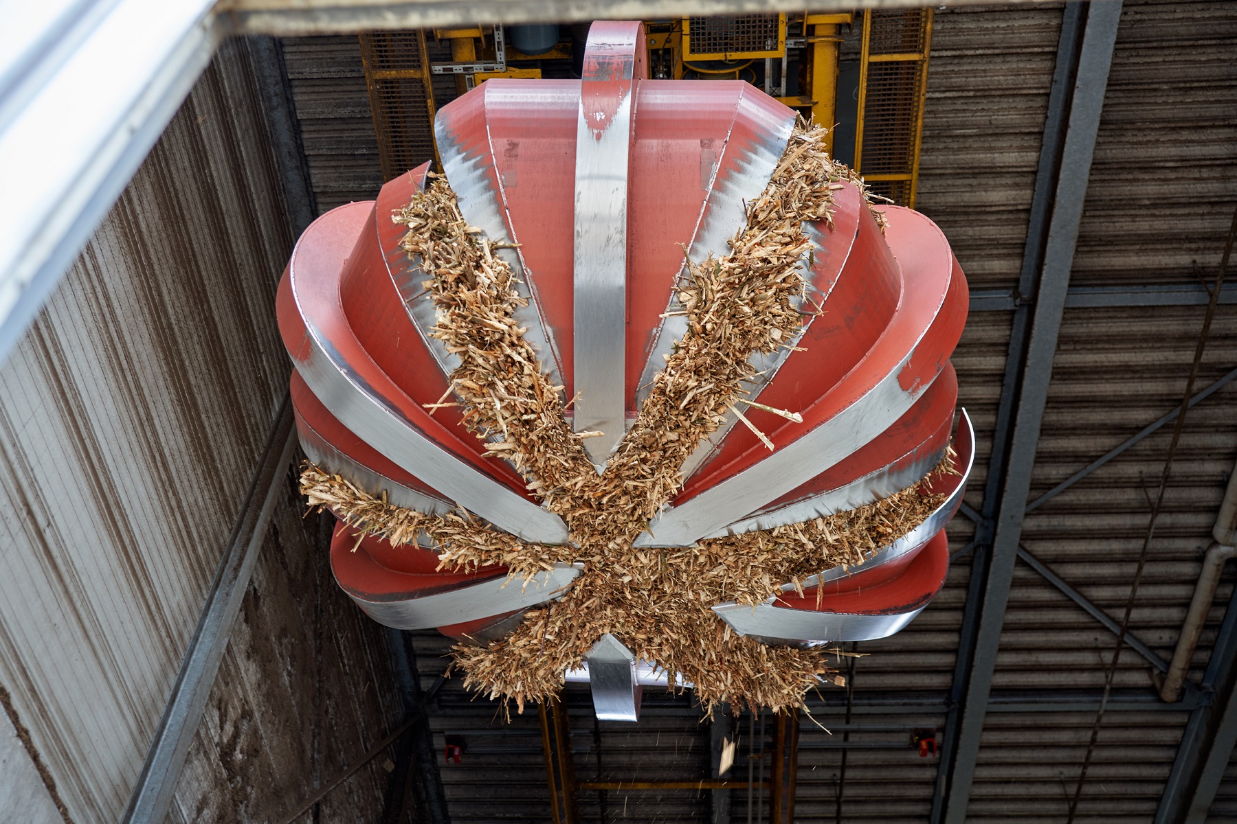 Der Mehrschalengreifer ist jetzt in Hardox®HiAce ausgeführt. (Die Bildrechte liegen bei dem Verfasser der Mitteilung.)