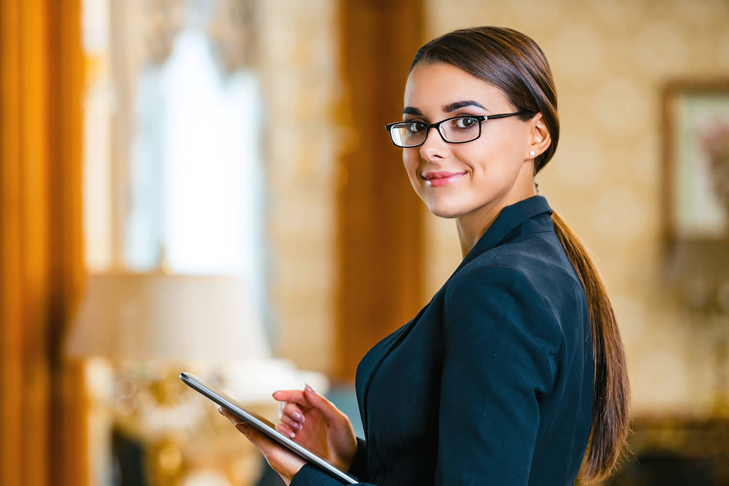 Bei STUDENTKNIGHT kann man einfach Hotellerie Personal und Hotelpersonal deutschlandweit finden. Bei STUDENTKNIGHT kann man einfach Hotellerie Personal und Hotelpersonal deutschlandweit finden.