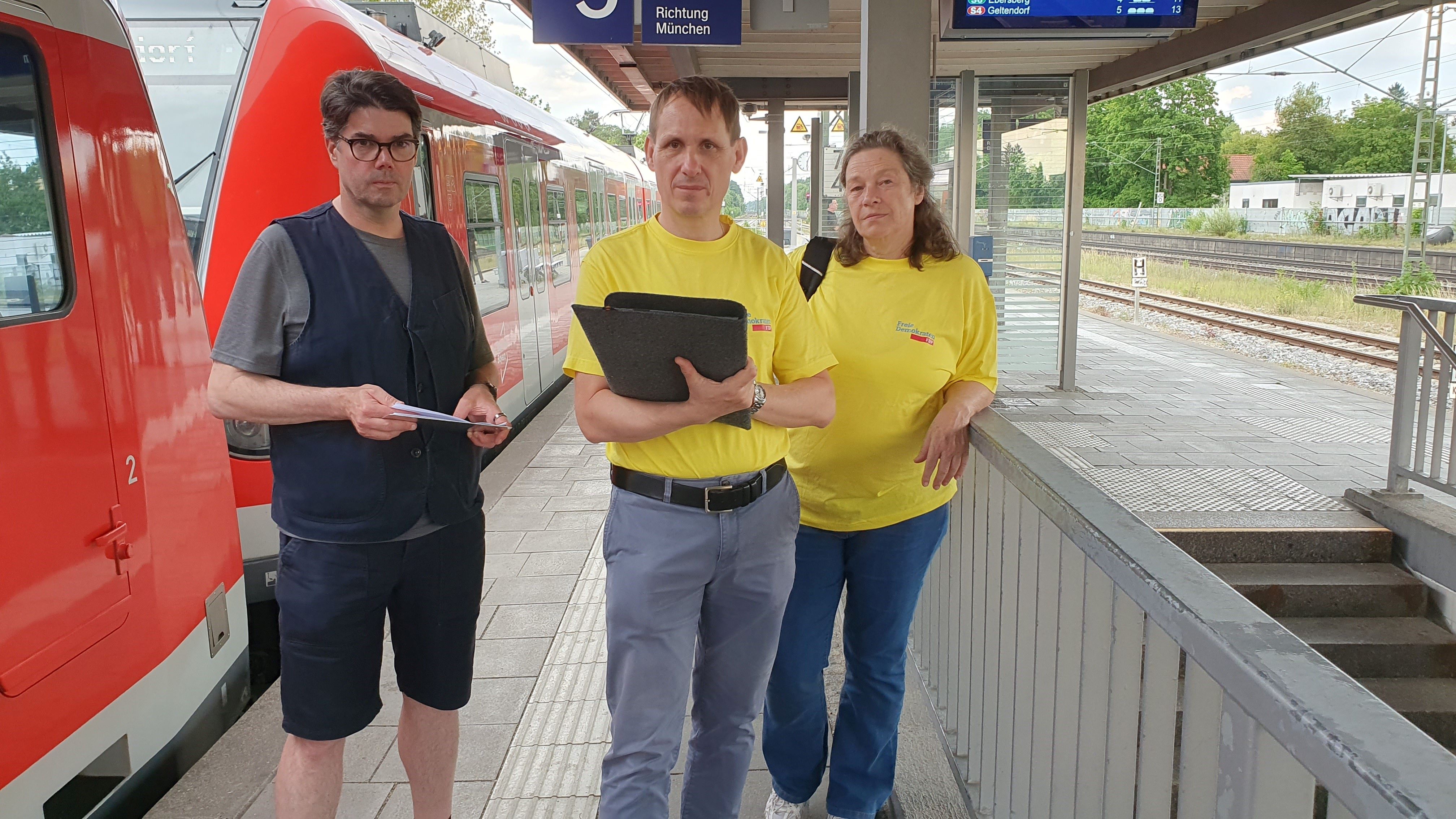 Wie robust ist die S-Bahn-Verbindung durch Haar? Die örtliche FDP ging der Frage auf den Grund.