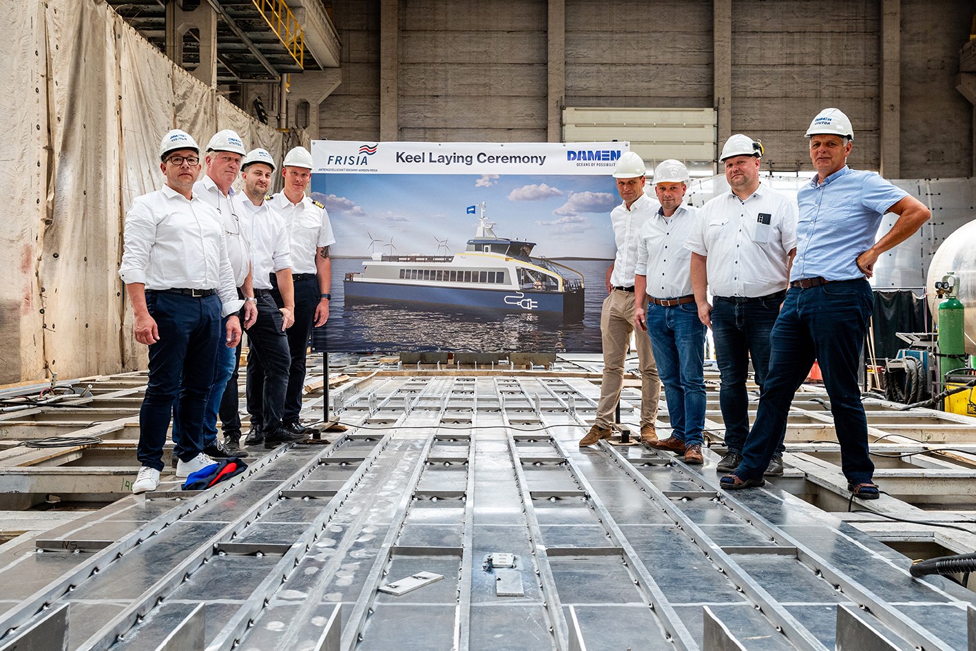 Kiellegungszeremonie in Kozle (PL) mit Vertretern der DAMEN Werft und der Reederei Norden-Frisia. Kiellegungszeremonie in Kozle (PL) mit Vertretern der DAMEN Werft und der Reederei Norden-Frisia.