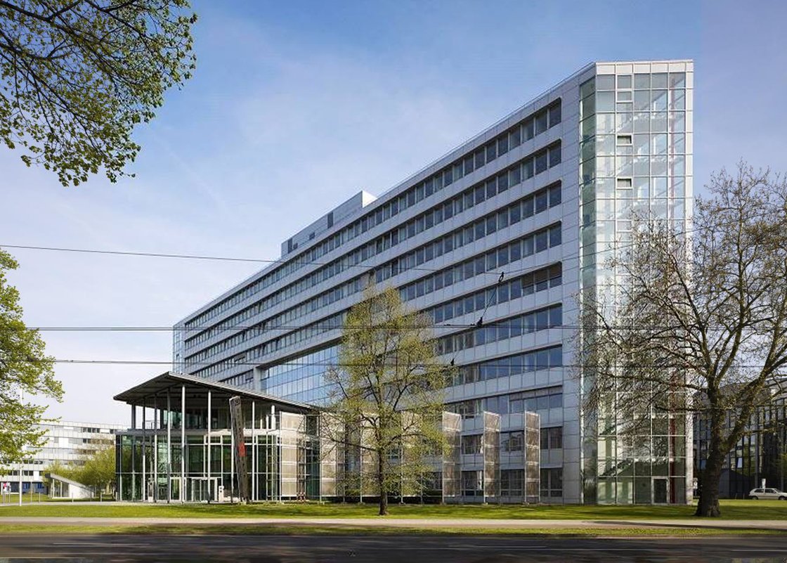 Neuer VLEXsoftware Standort: Das ecos Business Center befindet sich im Herzen von Düsseldorf (Bildquelle: ecos Office Center Düsseldorf) Neuer VLEXsoftware Standort: Das ecos Business Center befindet sich im Herzen von Düsseldorf (Bildquelle: ecos Office Center Düsseldorf)