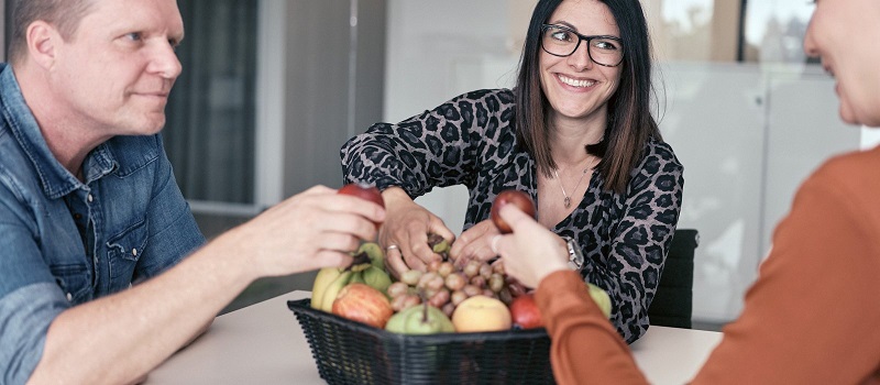 Obst am Arbeitsplatz von fruiton (Die Bildrechte liegen bei dem Verfasser der Mitteilung.) Obst am Arbeitsplatz von fruiton (Die Bildrechte liegen bei dem Verfasser der Mitteilung.)