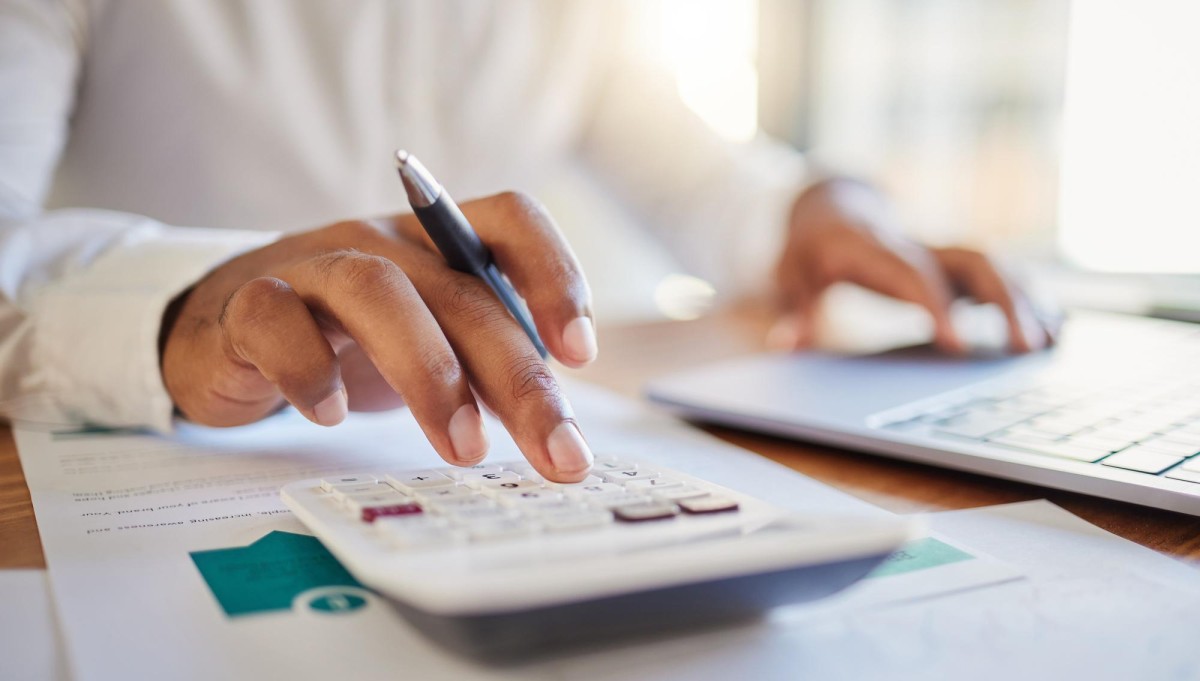 regelmäßige Finanzkontrollen für eine finanzielle Gesundheit (© freepik.com) regelmäßige Finanzkontrollen für eine finanzielle Gesundheit (© freepik.com)