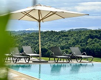 Ruhige Liegenlandschaft am Pool (c) mosi-unterwegs.de (Fräulein Leni)