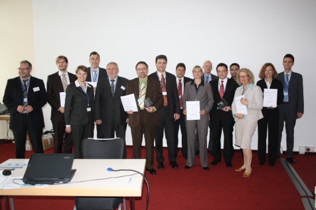 intellior AG und INTERPANE Glas Industrie AG gewinnen Process Solution Award 2010 intellior AG und INTERPANE Glas Industrie AG gewinnen Process Solution Award 2010