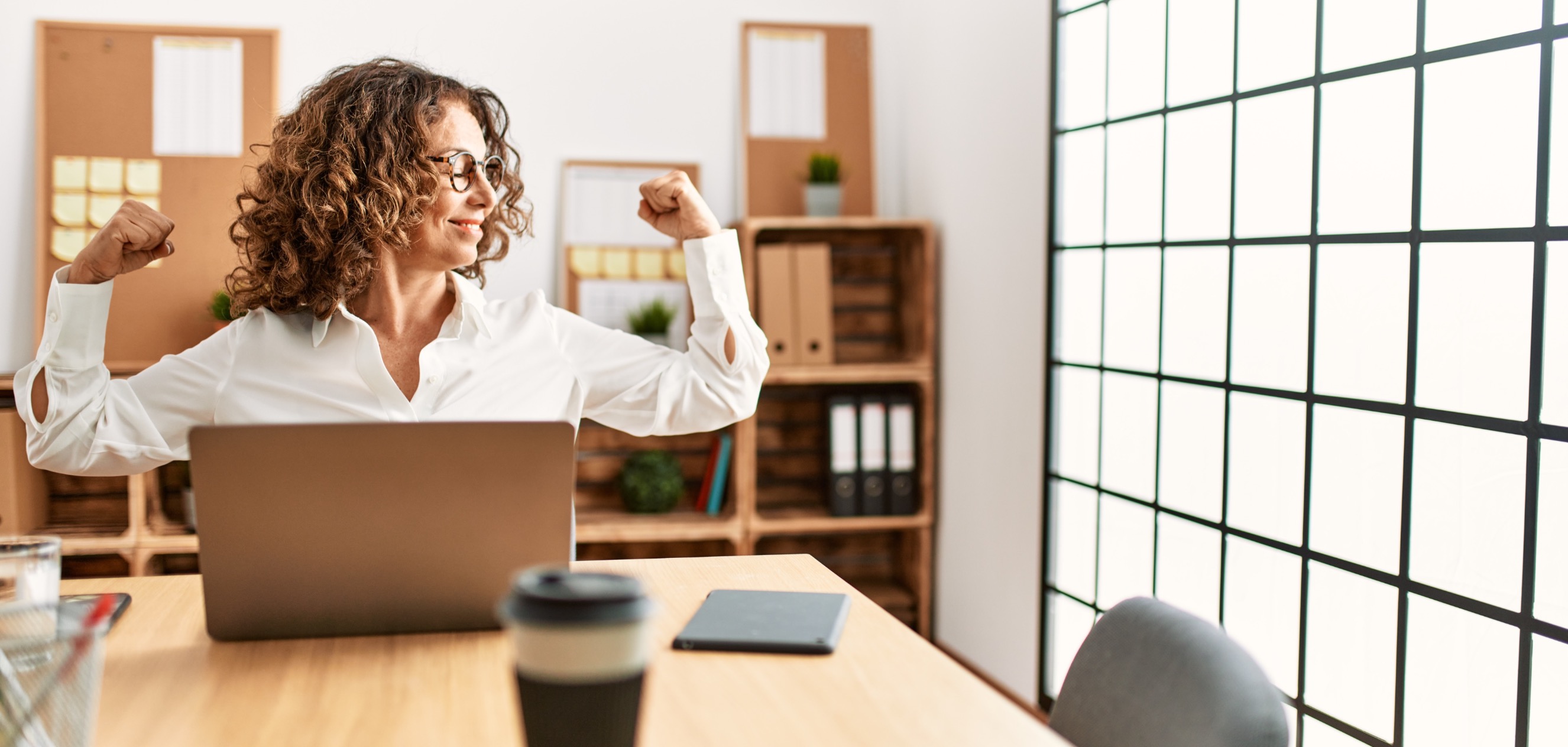 Wie kann ich sportliche Bewegung im Büro umsetzen? - Bildungsinstitut Wirtschaft