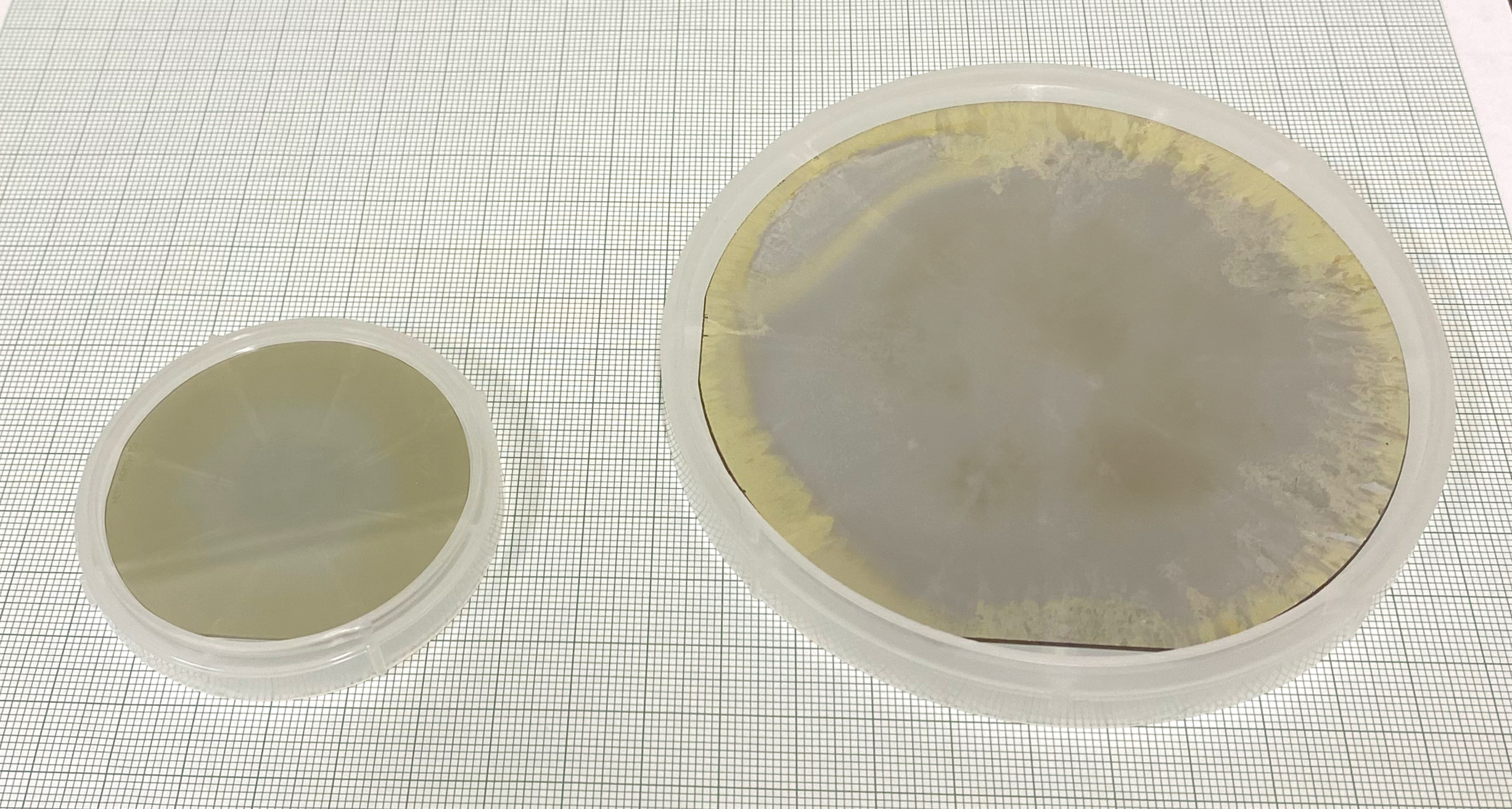 Cropped_4 Inch Substrate Comparison (Bildquelle: Asahi Kasei) Cropped_4 Inch Substrate Comparison (Bildquelle: Asahi Kasei)