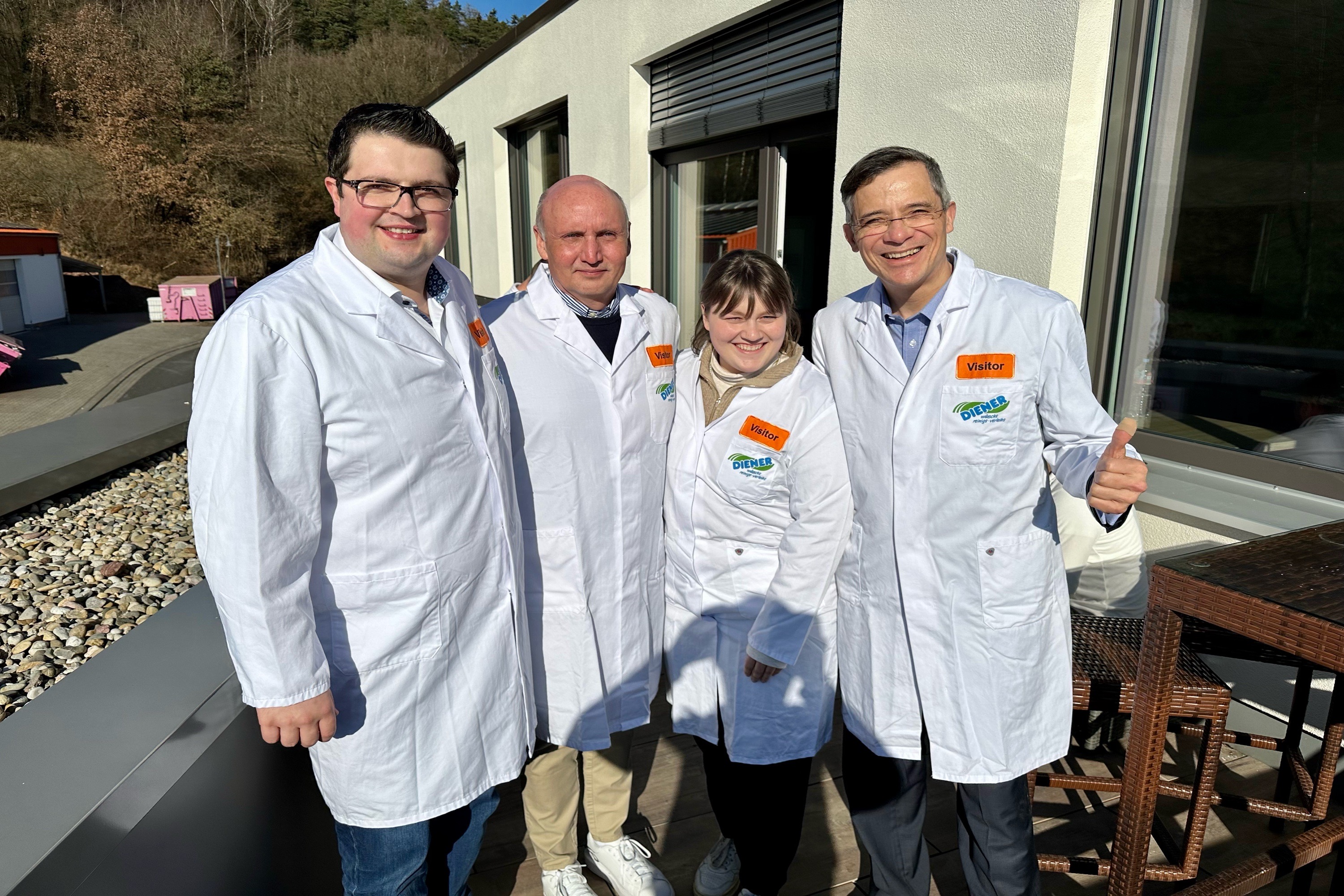 Timm Backkaus, Jens Lehmann und Anna Maria Sasso-Sant/The Chocolate on the Pillow Group sowie Rolf Slickers/Servitex. Timm Backkaus, Jens Lehmann und Anna Maria Sasso-Sant/The Chocolate on the Pillow Group sowie Rolf Slickers/Servitex.