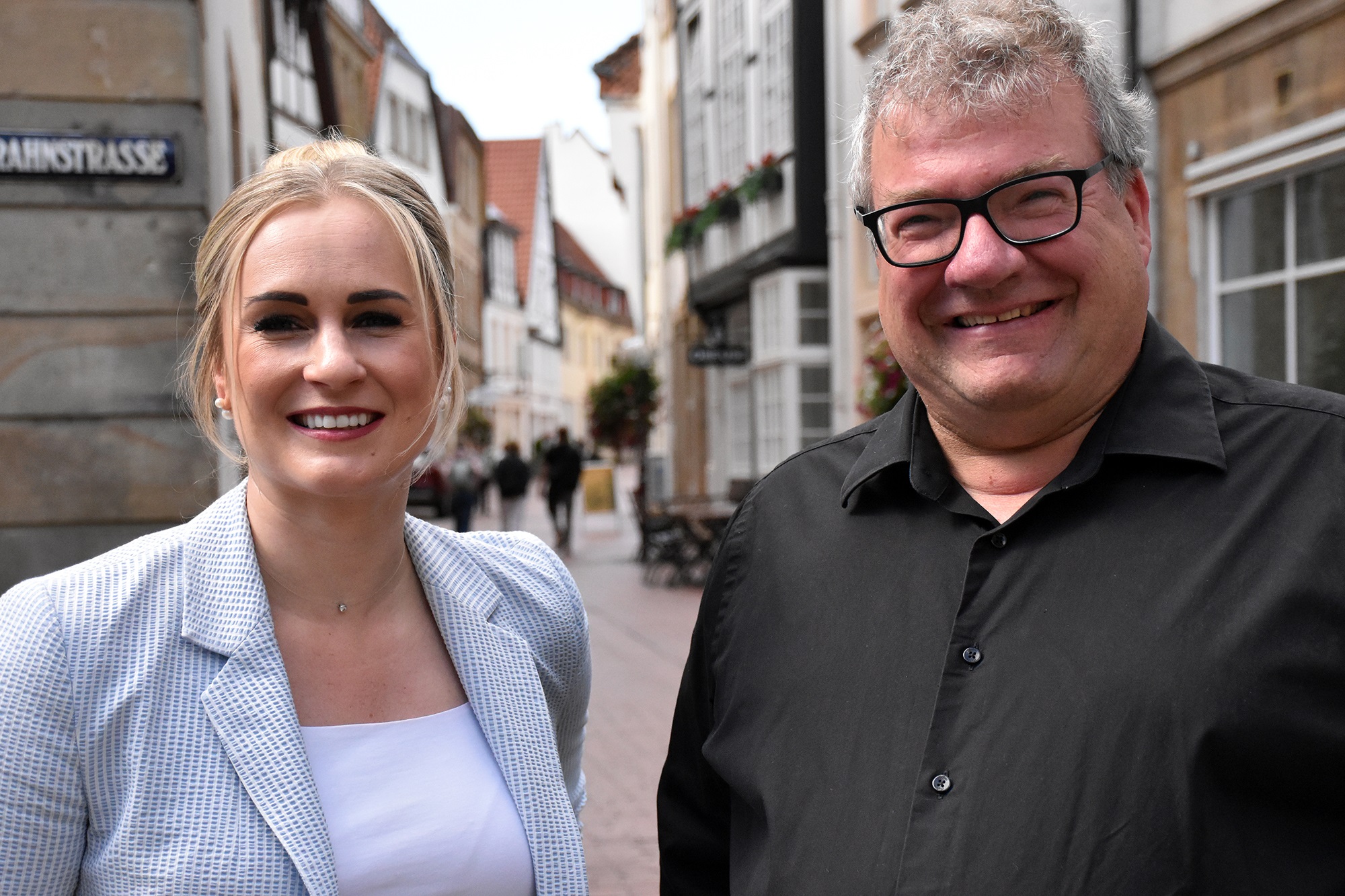 Theresia Thomas (ImmoSenio) und Holger Elixmann (Die Bildrechte liegen bei dem Verfasser der Mitteilung.)
