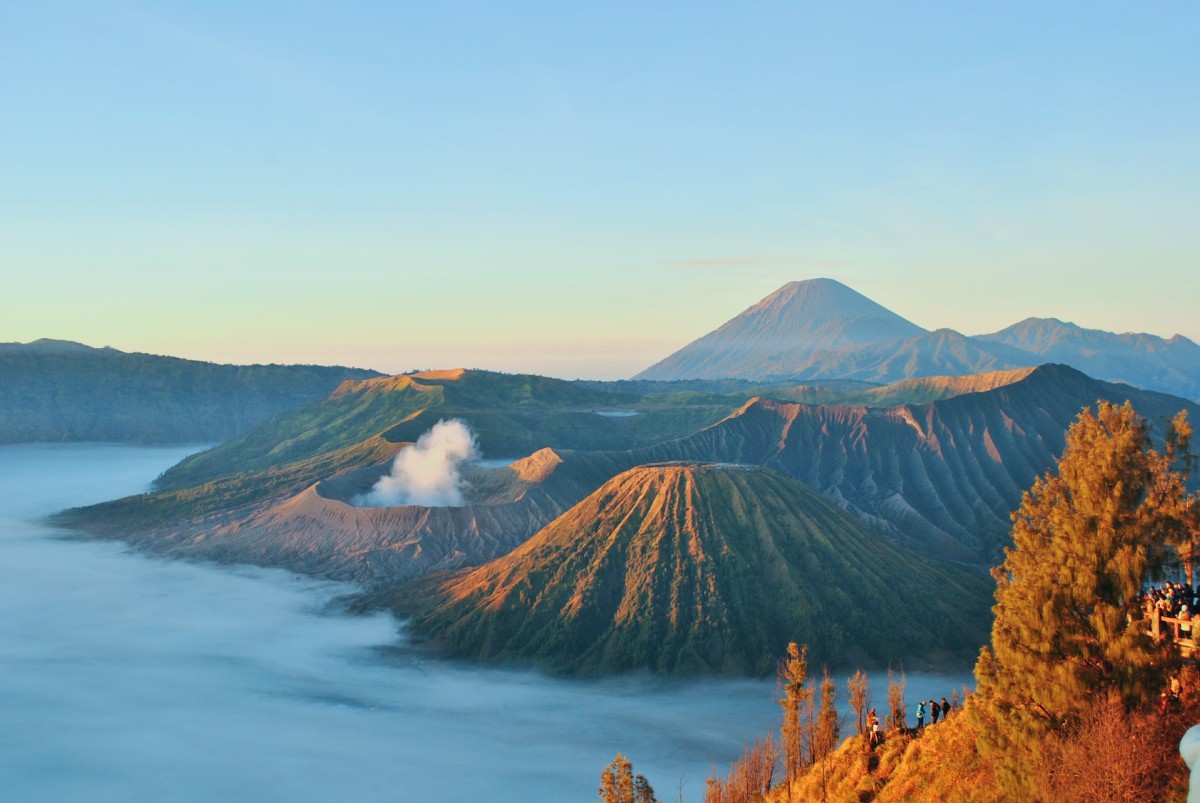 Vulkan Bromo, Indonesien (© Unsplash, Husniati Salma) Vulkan Bromo, Indonesien (© Unsplash, Husniati Salma)