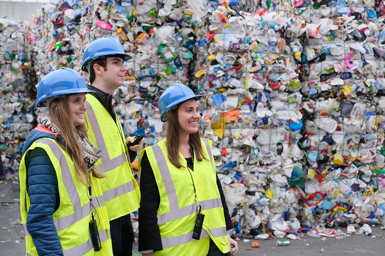 Das Gründertrio von Recyda: Anna Zießow, Christian Knobloch und Vivian Loftin (v.l.n.r.) (Bildquelle: @Recyda)