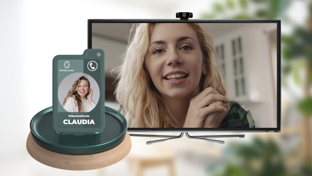 Karte auflegen und video-telefonieren - ganz einfach über den Fernseher! (© ) Karte auflegen und video-telefonieren - ganz einfach über den Fernseher! (© )