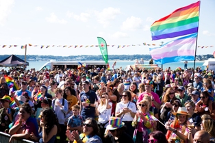 Der Regenbogen dominiert am 16. September die Kanalinsel Jersey. Foto: Visit Jersey Der Regenbogen dominiert am 16. September die Kanalinsel Jersey. Foto: Visit Jersey