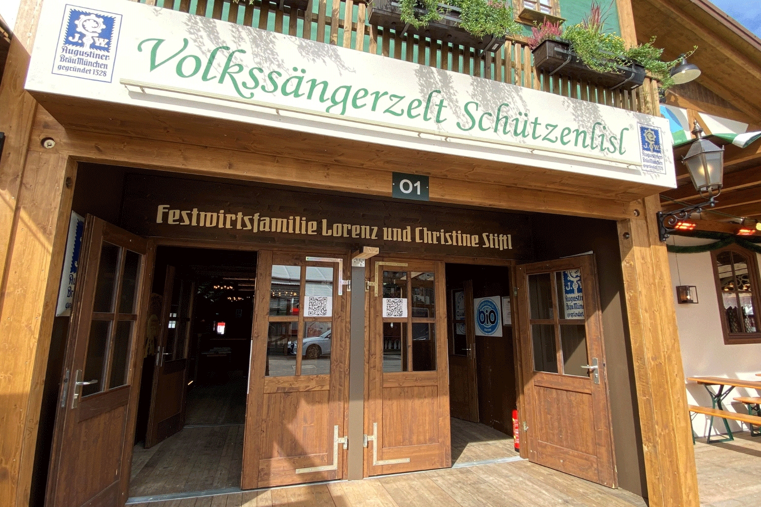Das Volkssängerzelt Schützenlisl bietet viele Produkte mit dem Bayerische Bio-Siegel an. (Bildquelle: Mirco Clapier)