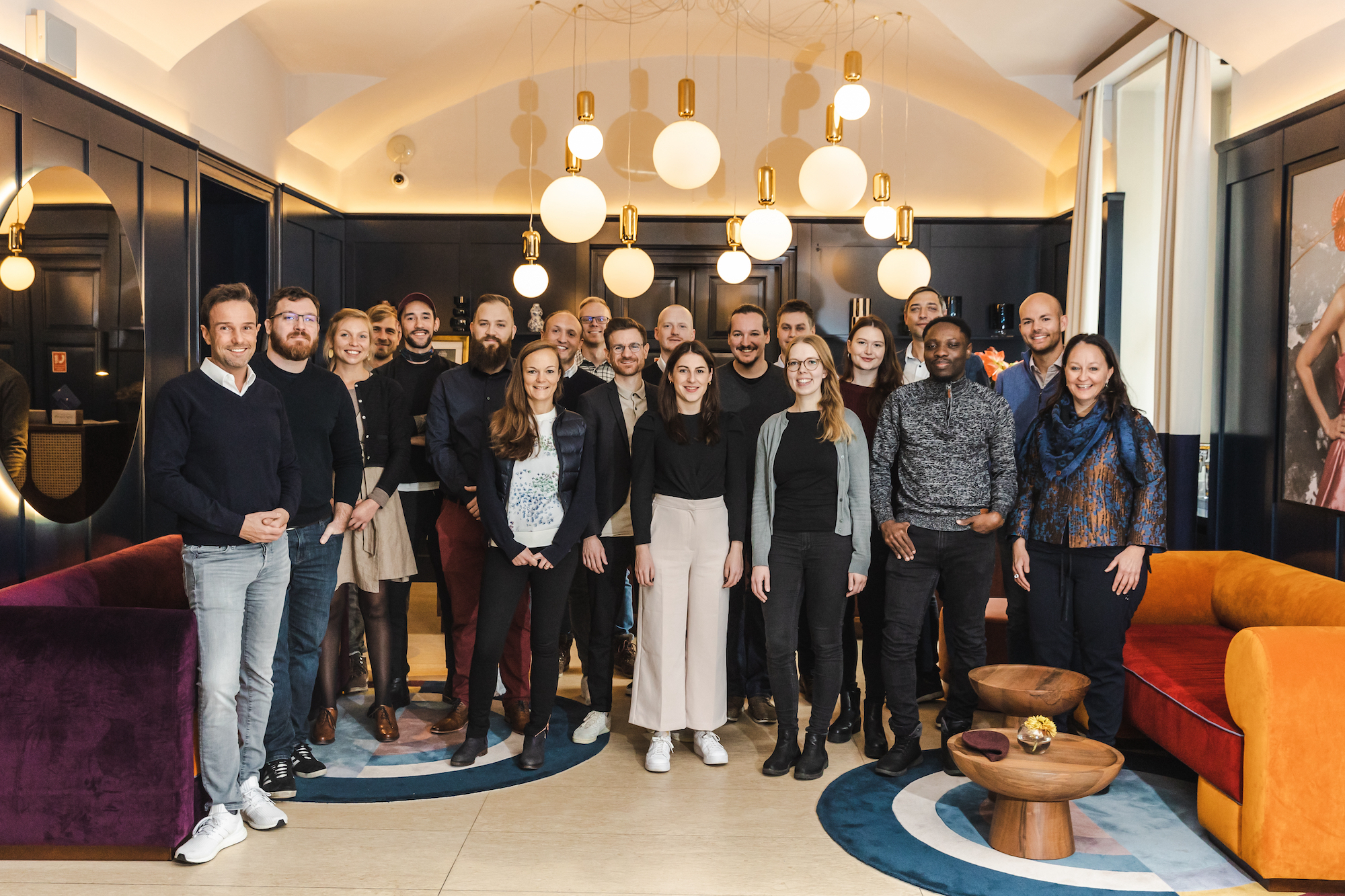 Smart Host-Team
