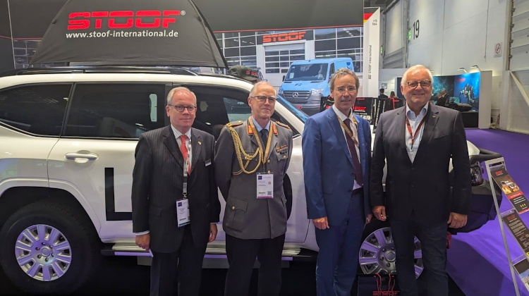 STOOF INTERNATIONAL PRÄSENTIERT AUF DER DSEI 2023 DEN"TROJAN" IN ZWEI WIDERSTANDSKLASSEN (Die Bildrechte liegen bei dem Verfasser der Mitteilung.) STOOF INTERNATIONAL PRÄSENTIERT AUF DER DSEI 2023 DEN"TROJAN" IN ZWEI WIDERSTANDSKLASSEN (Die Bildrechte liegen bei dem Verfasser der Mitteilung.)
