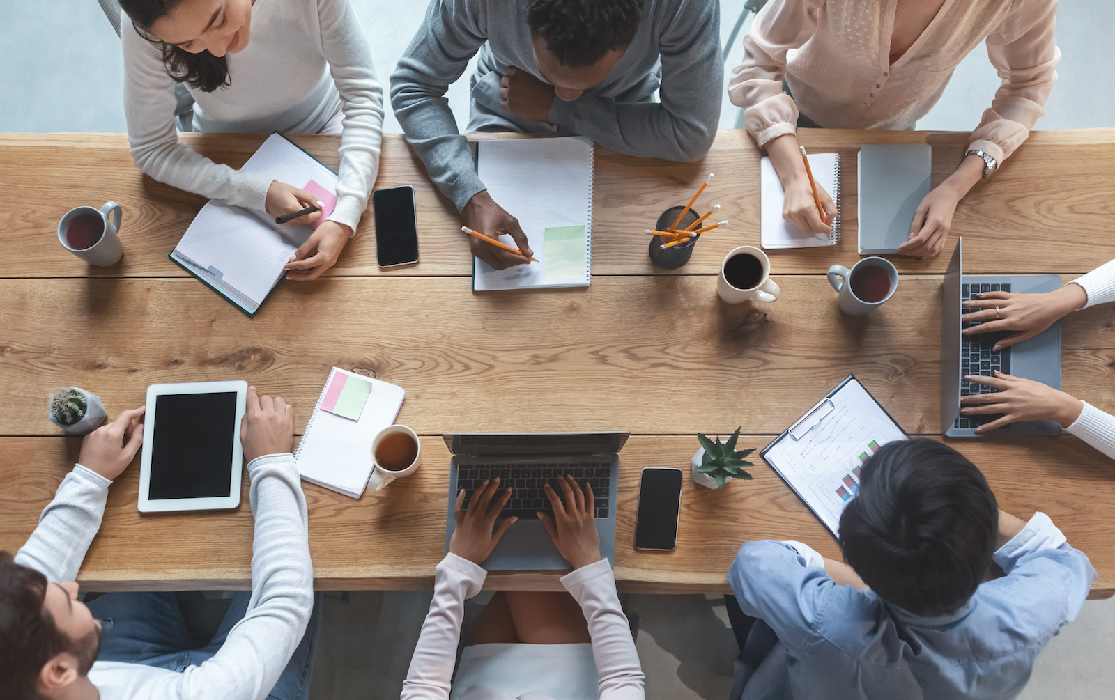 Effizientes Projektmanagement erfordert mehr als nur die Planung und Umsetzung von Aufgaben. Es erfordert die kluge Nutzung von R Effizientes Projektmanagement erfordert mehr als nur die Planung und Umsetzung von Aufgaben. Es erfordert die kluge Nutzung von R