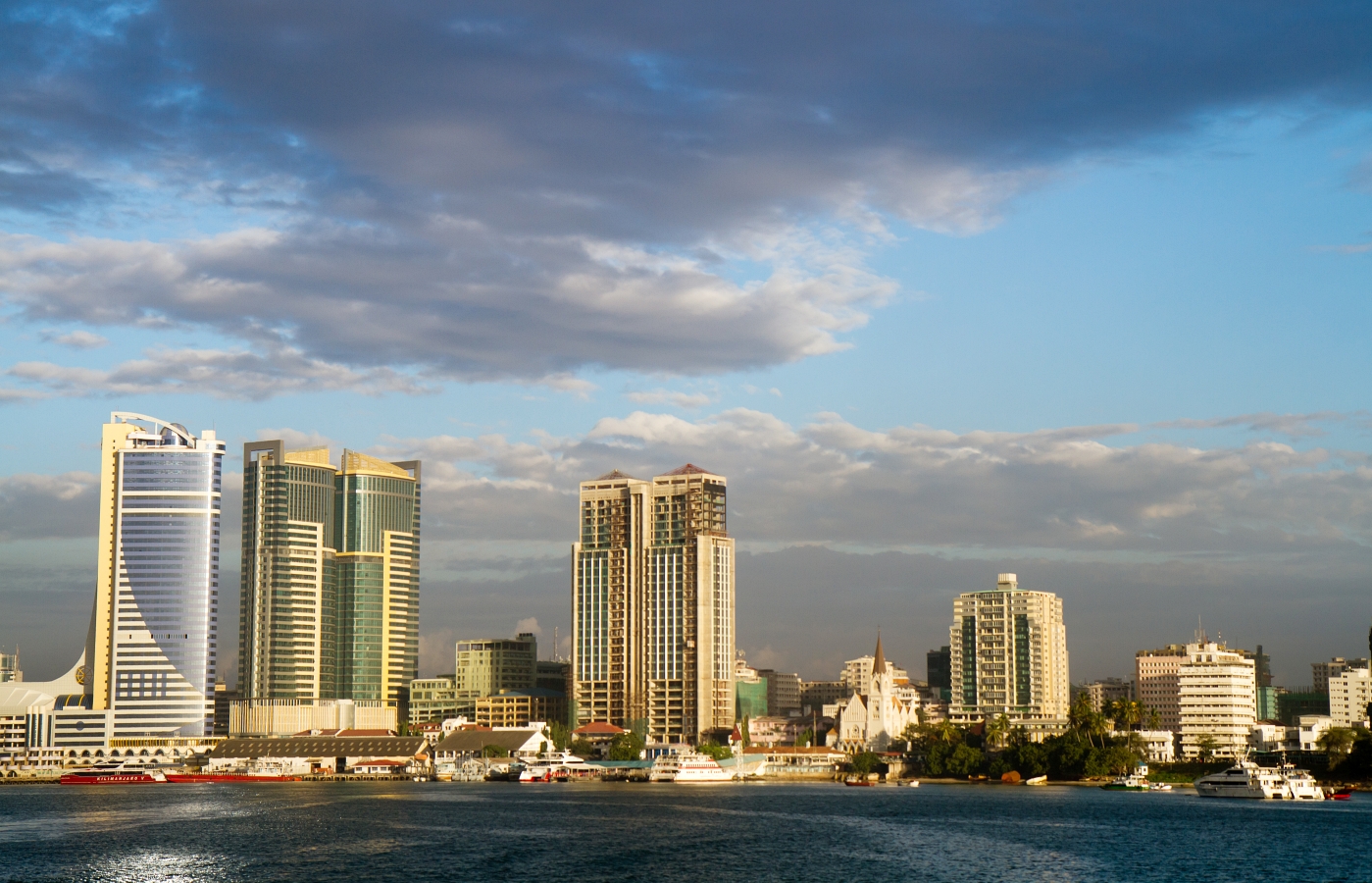 Slyline von Dar es Salaam; Quelle: Depositphotos