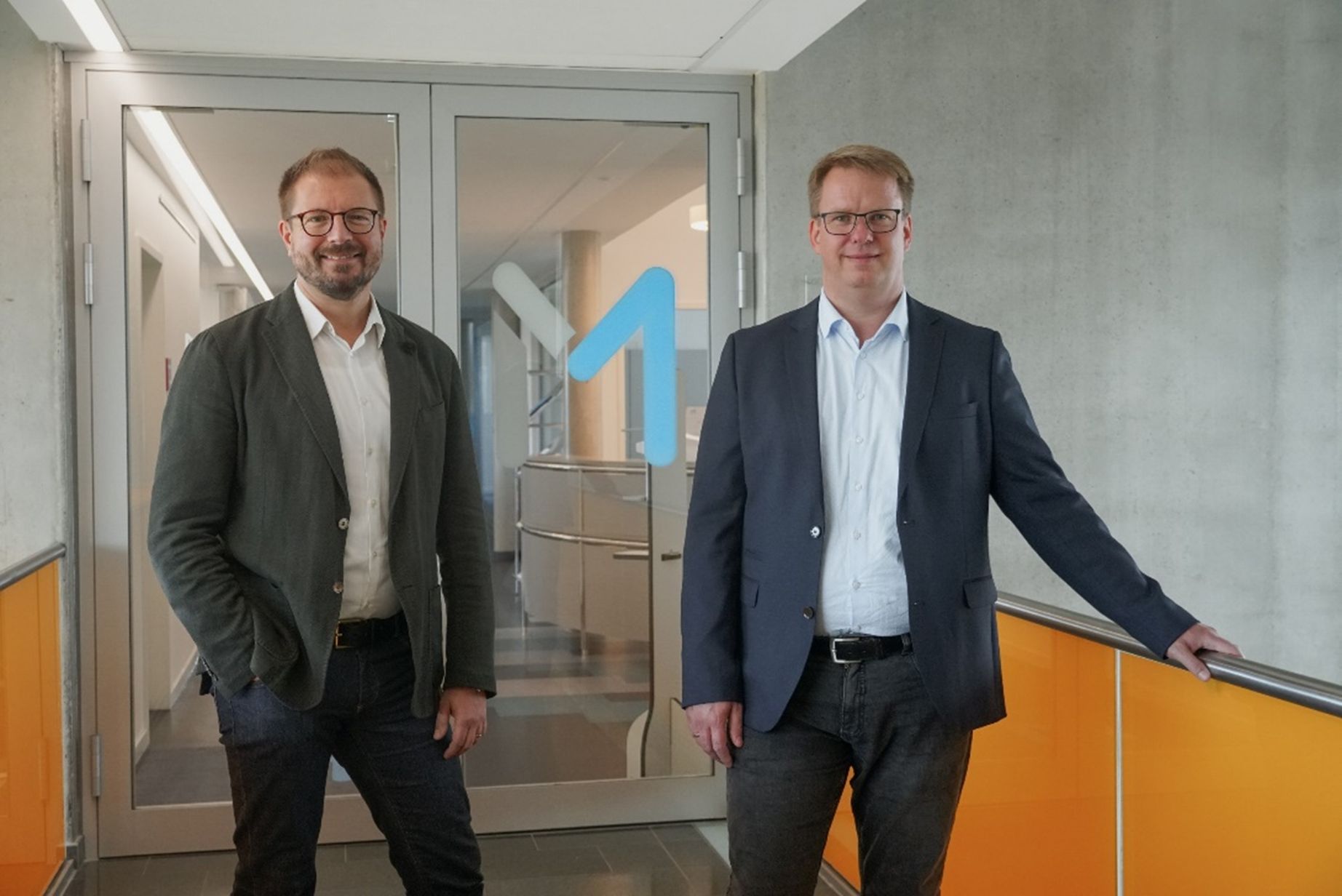 MEKOS Geschäftsführung (Luigi Argentato, Matthias Thom, v.l.) (Bildquelle: MEKO-S GmbH) MEKOS Geschäftsführung (Luigi Argentato, Matthias Thom, v.l.) (Bildquelle: MEKO-S GmbH)