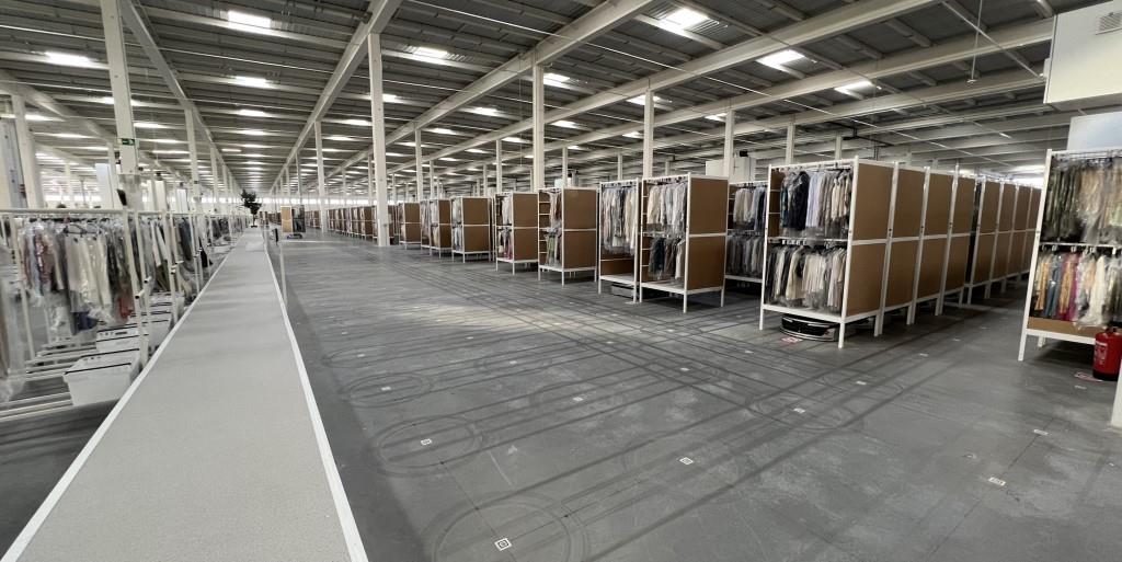 Arvatoübernimmt Fashionlogistik in Illescas, Spanien. (Die Bildrechte liegen bei dem Verfasser der Mitteilung.) Arvatoübernimmt Fashionlogistik in Illescas, Spanien. (Die Bildrechte liegen bei dem Verfasser der Mitteilung.)
