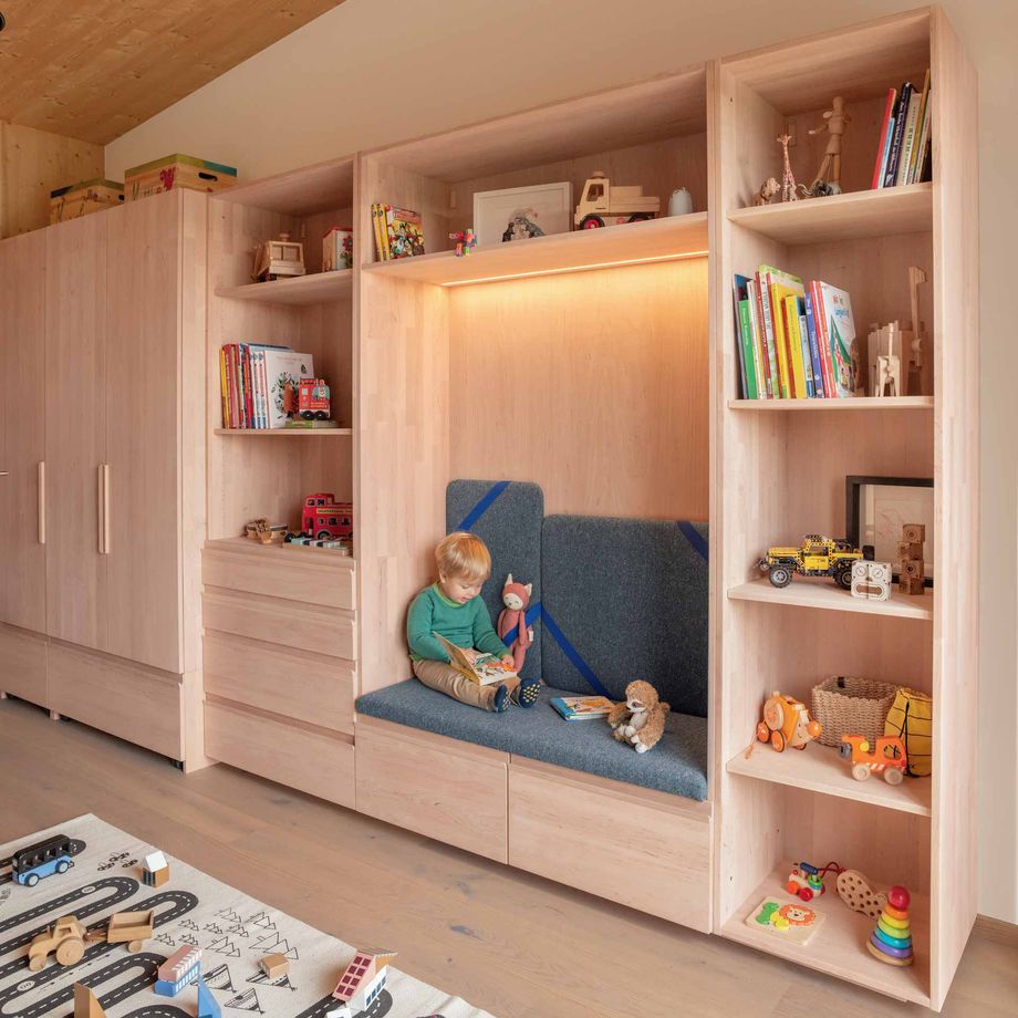 TEAM 7 kids Kleiderschrank