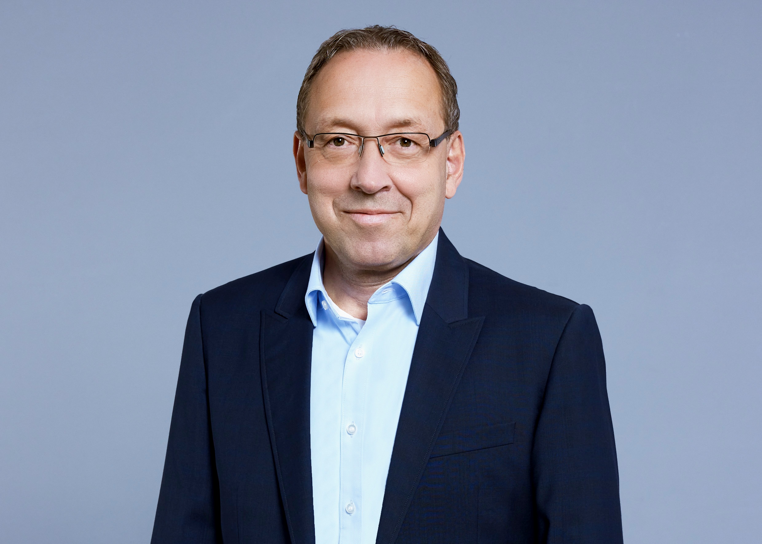 Stefan Karrenbauer wird zum 1. Oktober neuer CEO der Athlon Germany GmbH. (Bildquelle: Henning Ross) Stefan Karrenbauer wird zum 1. Oktober neuer CEO der Athlon Germany GmbH. (Bildquelle: Henning Ross)