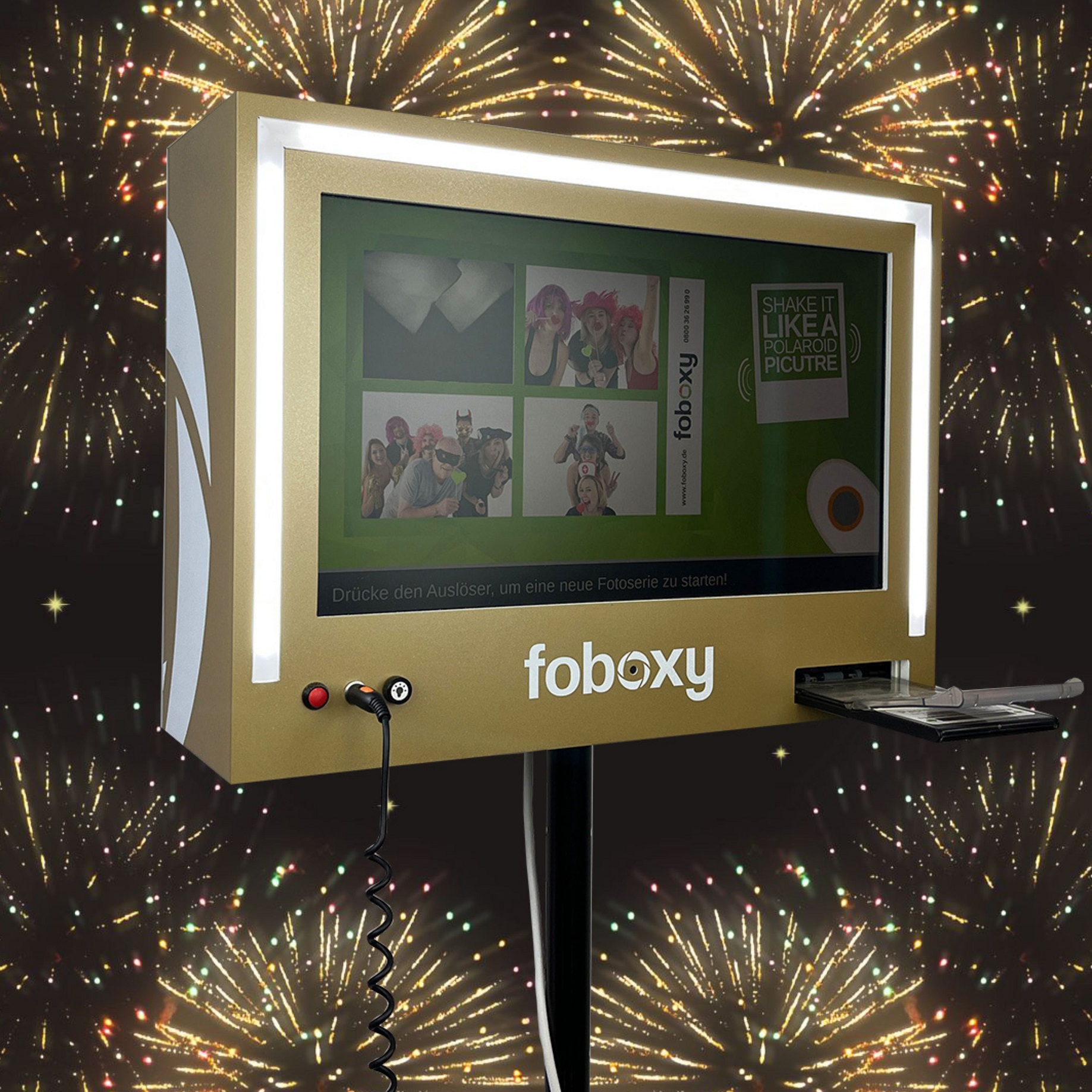 foboxy - 100.000ste Fotobox vergoldet und ausgeliefert! (Die Bildrechte liegen bei dem Verfasser der Mitteilung.) foboxy - 100.000ste Fotobox vergoldet und ausgeliefert! (Die Bildrechte liegen bei dem Verfasser der Mitteilung.)