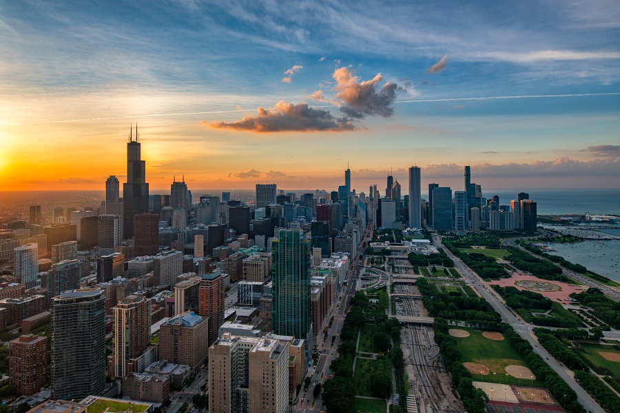 Blick auf Chicagos Skyline und Grant Park (Bildquelle: Choose Chicago)