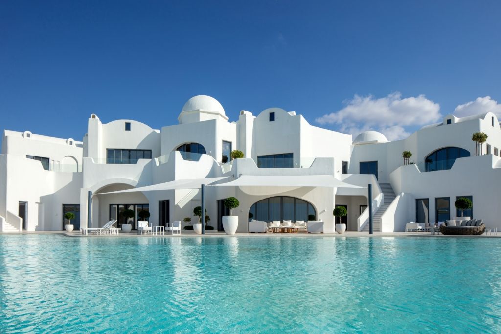 Anantara Santorini Abu Dhabi Retreat © Anantara Hotels, Resorts & Spas